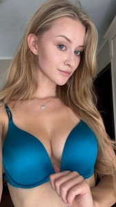 Фото проститутки Вика №2 в городе Мурманск