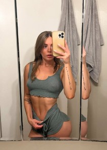 Фото проститутки Карина №3 в городе Мурманск